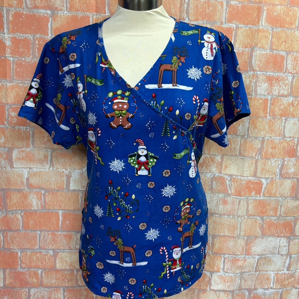 Mock Wrap Rudolf‎ Holiday Print Scrub Top